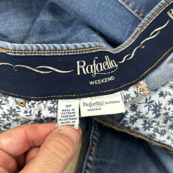 Women’s Rafaella weekend jeans sz 12P - Picture 5 of 6